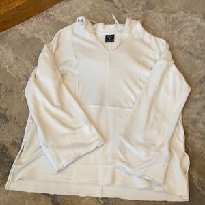 White Nike flowy yoga top